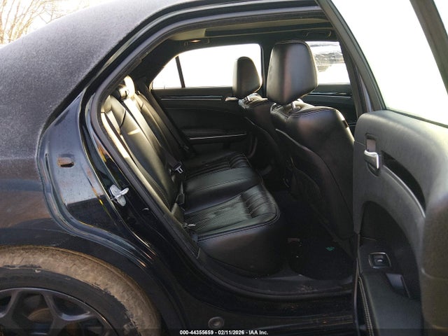 44355659 :رقم المزاد ، 2C3CCABG2KH573277 vin ، 2019 Chrysler 300 300s مزاد بيع