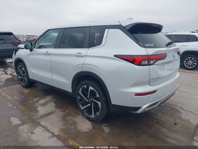2023 MITSUBISHI OUTLANDER JA4J3UA86PZ056032 Photo 2