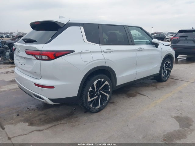 2023 MITSUBISHI OUTLANDER JA4J3UA86PZ056032 Photo 3