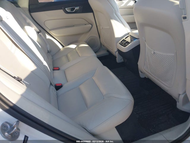 2024 VOLVO XC60 YV4L12RM8R1840964 Photo 7