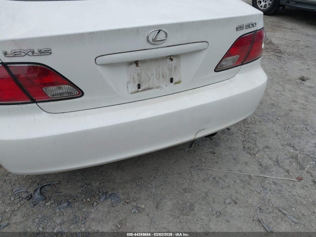 44355694 :رقم المزاد ، JTHBF30G620078581 vin ، 2002 Lexus Es 300 مزاد بيع