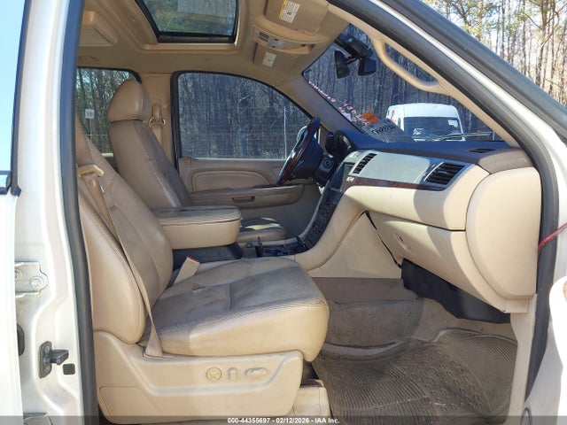 2009 CADILLAC ESCALADE ESV 1GYFK26269R253481 Photo 4