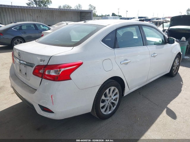 3N1AB7AP3JL655327 Nissan SENTRA SV