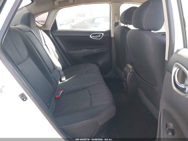 3N1AB7AP3JL655327 Nissan SENTRA SV