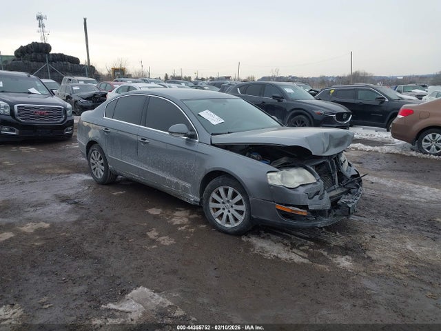 2008 VOLKSWAGEN PASSAT WVWJK73C78E171971