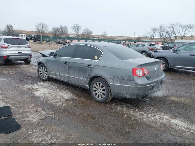 2008 VOLKSWAGEN PASSAT WVWJK73C78E171971 Photo 2