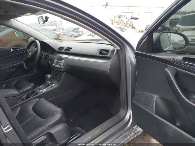 2008 VOLKSWAGEN PASSAT WVWJK73C78E171971 Photo 4