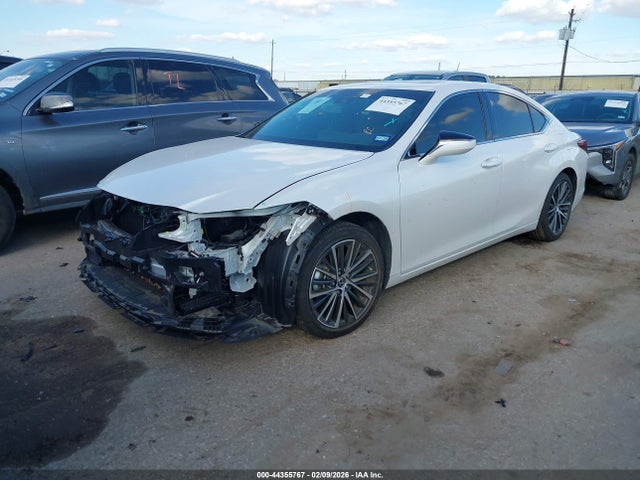 44355767 :رقم المزاد ، 58ADZ1B13RU174383 vin ، 2024 Lexus Es 350 مزاد بيع