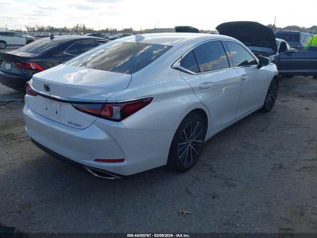 44355767 :رقم المزاد ، 58ADZ1B13RU174383 vin ، 2024 Lexus Es 350 مزاد بيع