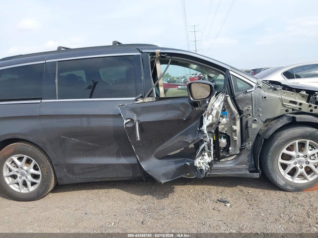 2022 Chrysler Pacifica Touring L მანქანა იყიდება აუქციონზე, vin: 2C4RC1BGXNR132811, აუქციონის ნომერი: 44355780