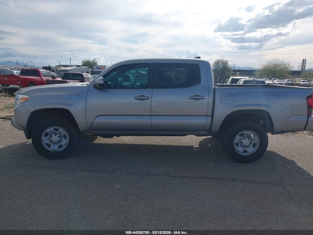 3TMCZ5AN0KM266838 Toyota Tacoma Sr V6