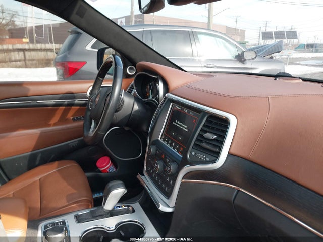 2018 JEEP GRAND CHEROKEE 1C4RJFJG0JC436138 Photo 4