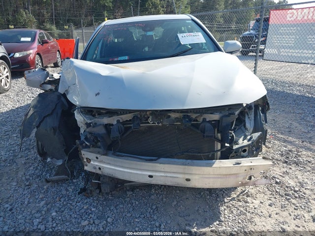 4T1R11AK3NU038134 Toyota CAMRY LE