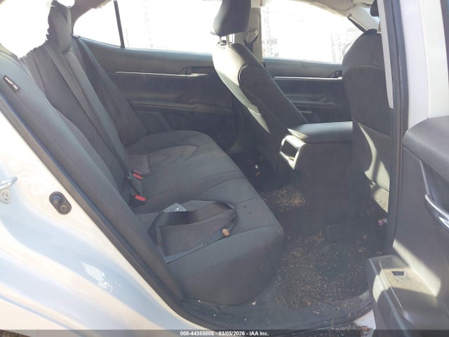 4T1R11AK3NU038134 Toyota CAMRY LE