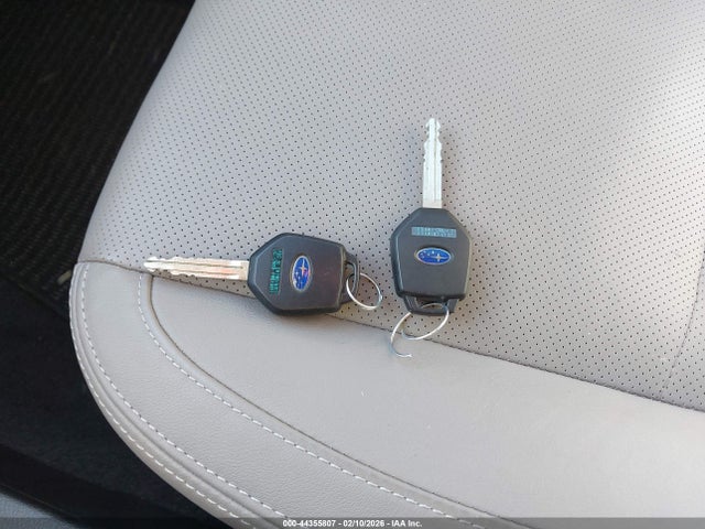 JF2SJAJC3JH461363 Subaru Forester 2.5i Limited