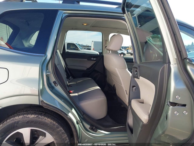 JF2SJAJC3JH461363 Subaru Forester 2.5i Limited