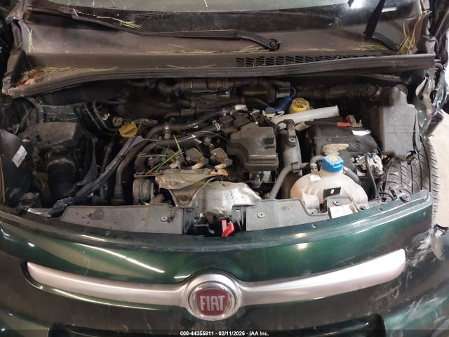 2014 FIAT 500L ZFBCFADH2EZ007703 Photo 9