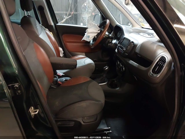 2014 FIAT 500L ZFBCFADH2EZ007703 Photo 4