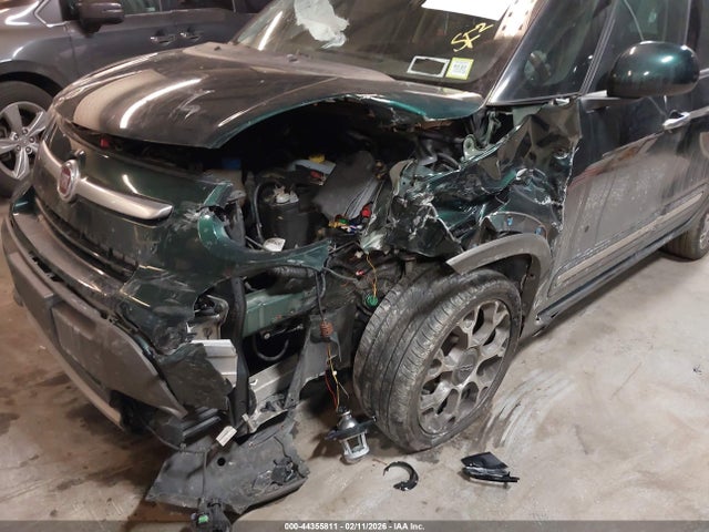 2014 FIAT 500L ZFBCFADH2EZ007703 Photo 5