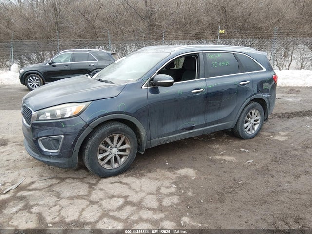 2016 Kia Sorento 2.4l Lx მანქანა იყიდება აუქციონზე, vin: 5XYPG4A34GG118471, აუქციონის ნომერი: 44355844