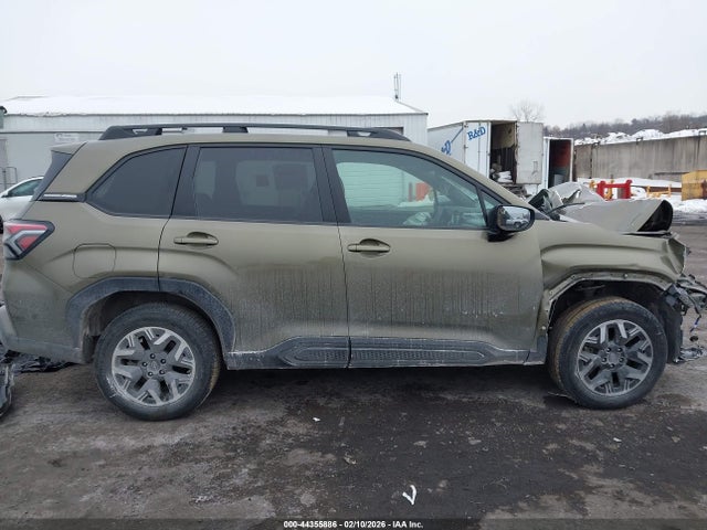 Продажа на аукционе авто 2025 Subaru Forester Premium, vin: JF2SLDDC8SH513370, номер лота: 44355886