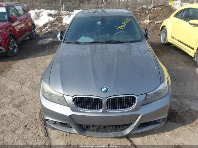 2011 Bmw 335i მანქანა იყიდება აუქციონზე, vin: WBAPM5C56BE575651, აუქციონის ნომერი: 44355892