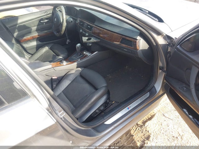 2011 Bmw 335i მანქანა იყიდება აუქციონზე, vin: WBAPM5C56BE575651, აუქციონის ნომერი: 44355892