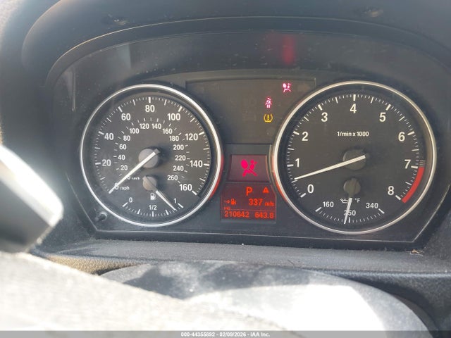 2011 Bmw 335i მანქანა იყიდება აუქციონზე, vin: WBAPM5C56BE575651, აუქციონის ნომერი: 44355892