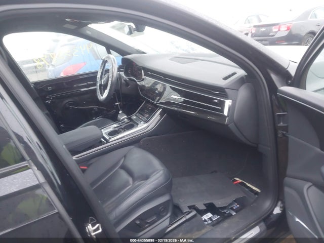 2020 Audi Q7 Premium Plus 55 Tfsi Quattro Tiptronic მანქანა იყიდება აუქციონზე, vin: WA1LXAF73LD007115, აუქციონის ნომერი: 44355898