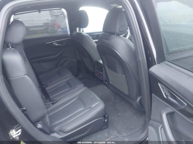 2020 Audi Q7 Premium Plus 55 Tfsi Quattro Tiptronic მანქანა იყიდება აუქციონზე, vin: WA1LXAF73LD007115, აუქციონის ნომერი: 44355898