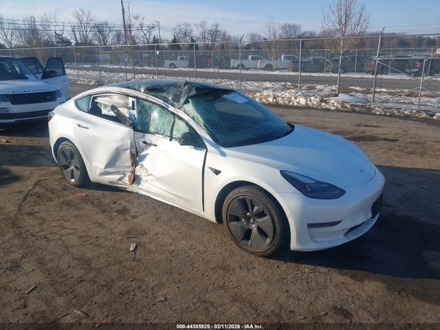 2022 TESLA MODEL 3 5YJ3E1EB8NF317564 Photo 0