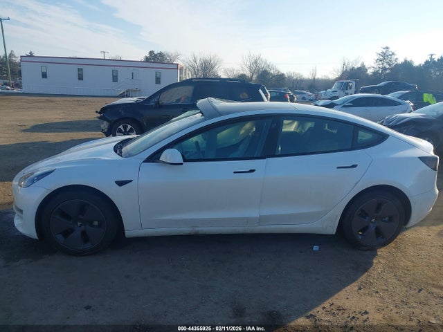Продажа на аукционе авто 2022 Tesla Model 3 Long Range Dual Motor All-wheel Drive, vin: 5YJ3E1EB8NF317564, номер лота: 44355925