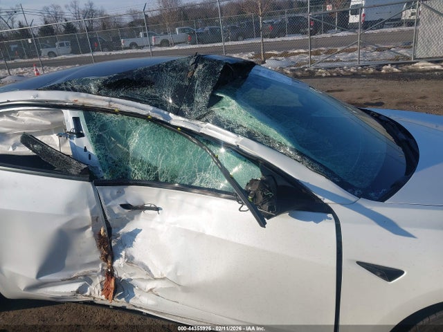 2022 TESLA MODEL 3 5YJ3E1EB8NF317564 Photo 5