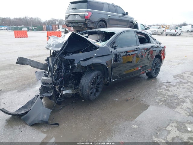 2015 CHRYSLER 200 1C3CCCBG3FN638825 Photo 1