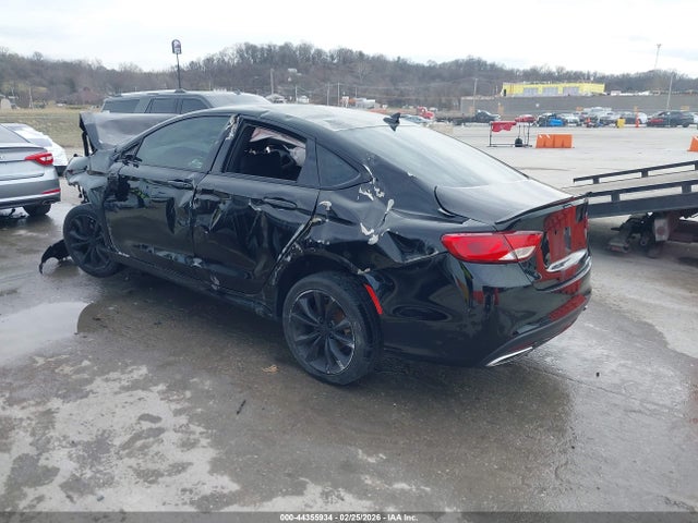 2015 CHRYSLER 200 1C3CCCBG3FN638825 Photo 2