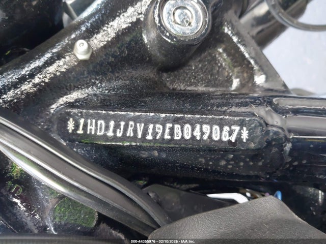 Harley-Davidson Fls Softail Slim 2014 1HD1JRV19EB049067 Image 10