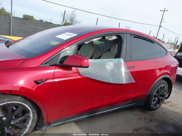 Продаж на аукціоні авто 2023 Tesla Model X Dual Motor All-wheel Drive/standard Range, vin: 7SAXCBE50PF405571, номер лоту: 44355983