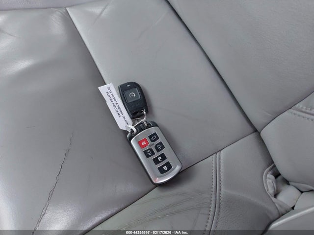 5TDDK3DC0FS115558 Toyota Sienna Xle 7 Passenger