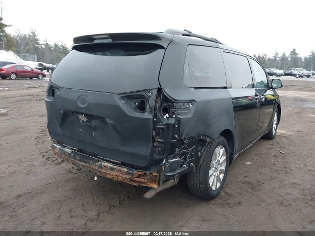 5TDDK3DC0FS115558 Toyota Sienna Xle 7 Passenger