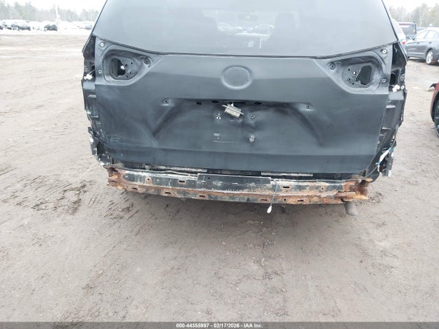 5TDDK3DC0FS115558 Toyota Sienna Xle 7 Passenger