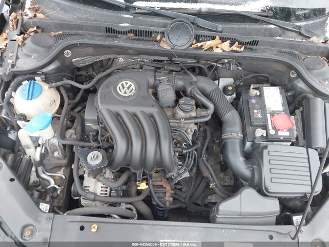 3VW2K7AJ5FM249867 Volkswagen Jetta 2.0l S