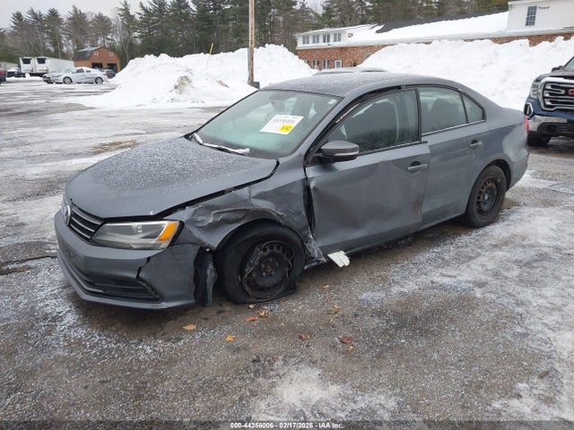 3VW2K7AJ5FM249867 Volkswagen Jetta 2.0l S