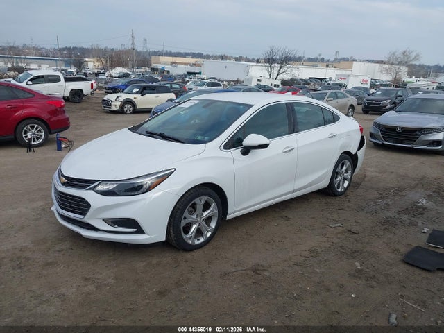 Chevrolet Cruze Premier Auto 2017 1G1BF5SM5H7196923 Image 2