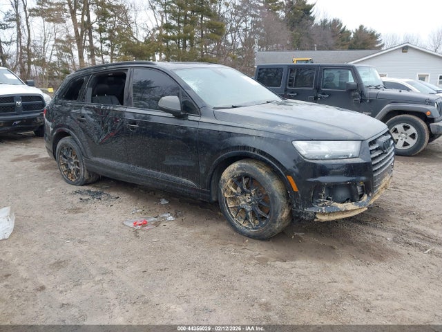 2017 AUDI Q7 WA1VAAF75HD029277 Photo 0