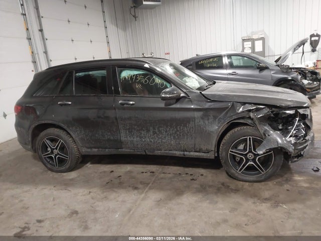44356090 :رقم المزاد ، W1N0G8EBXMF867485 vin ، 2021 Mercedes-benz Glc 300 4matic Suv مزاد بيع