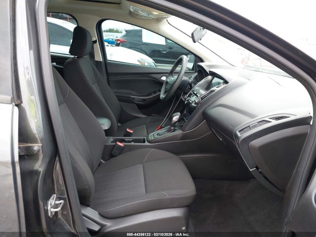 Ford FOCUS SEL 2017 1FADP3M28HL324856 Image 5