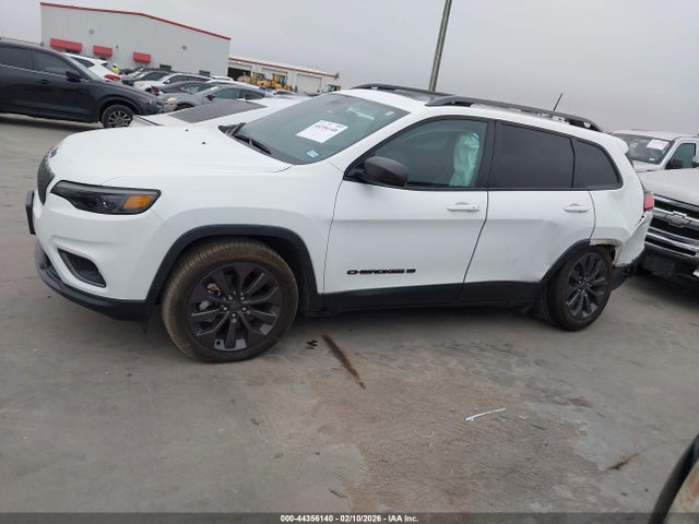44356140 :رقم المزاد ، 1C4PJLMX8MD200143 vin ، 2021 Jeep Cherokee 80th Anniversary Fwd مزاد بيع