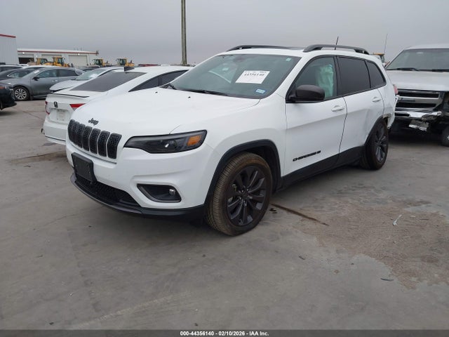 44356140 :رقم المزاد ، 1C4PJLMX8MD200143 vin ، 2021 Jeep Cherokee 80th Anniversary Fwd مزاد بيع