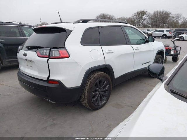 44356140 :رقم المزاد ، 1C4PJLMX8MD200143 vin ، 2021 Jeep Cherokee 80th Anniversary Fwd مزاد بيع