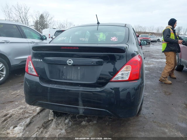 2017 Nissan Versa 1.6 S+ მანქანა იყიდება აუქციონზე, vin: 3N1CN7APXHL855289, აუქციონის ნომერი: 44356144